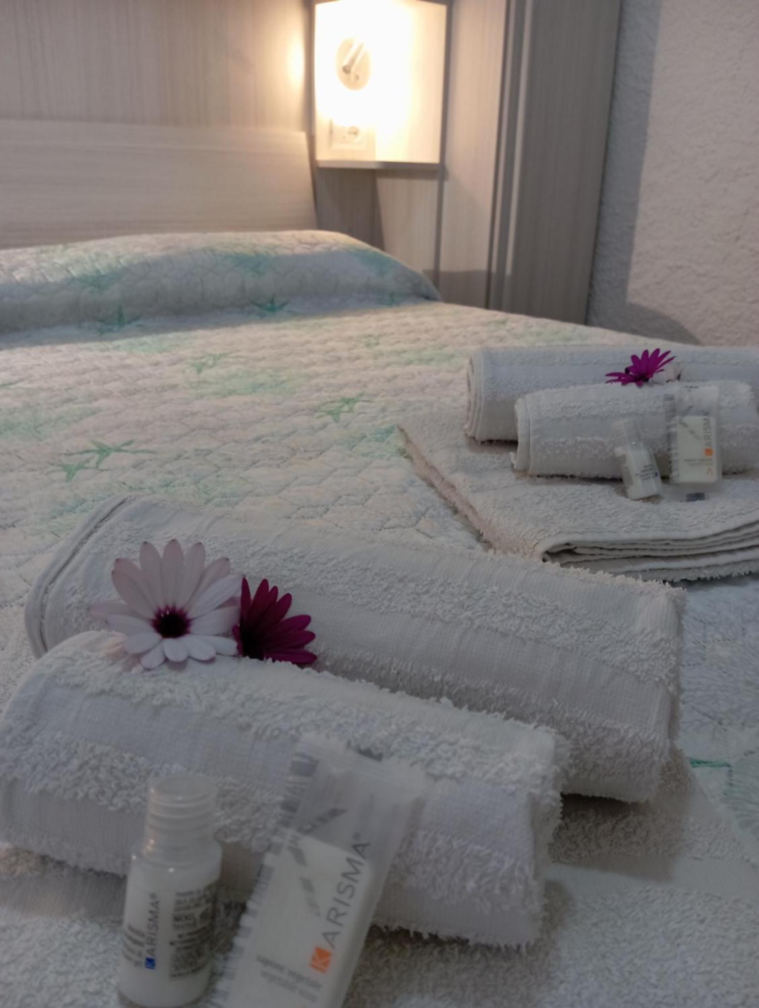 Villa Majore Beb Con Piscina Privata Rena Majore Habitación foto